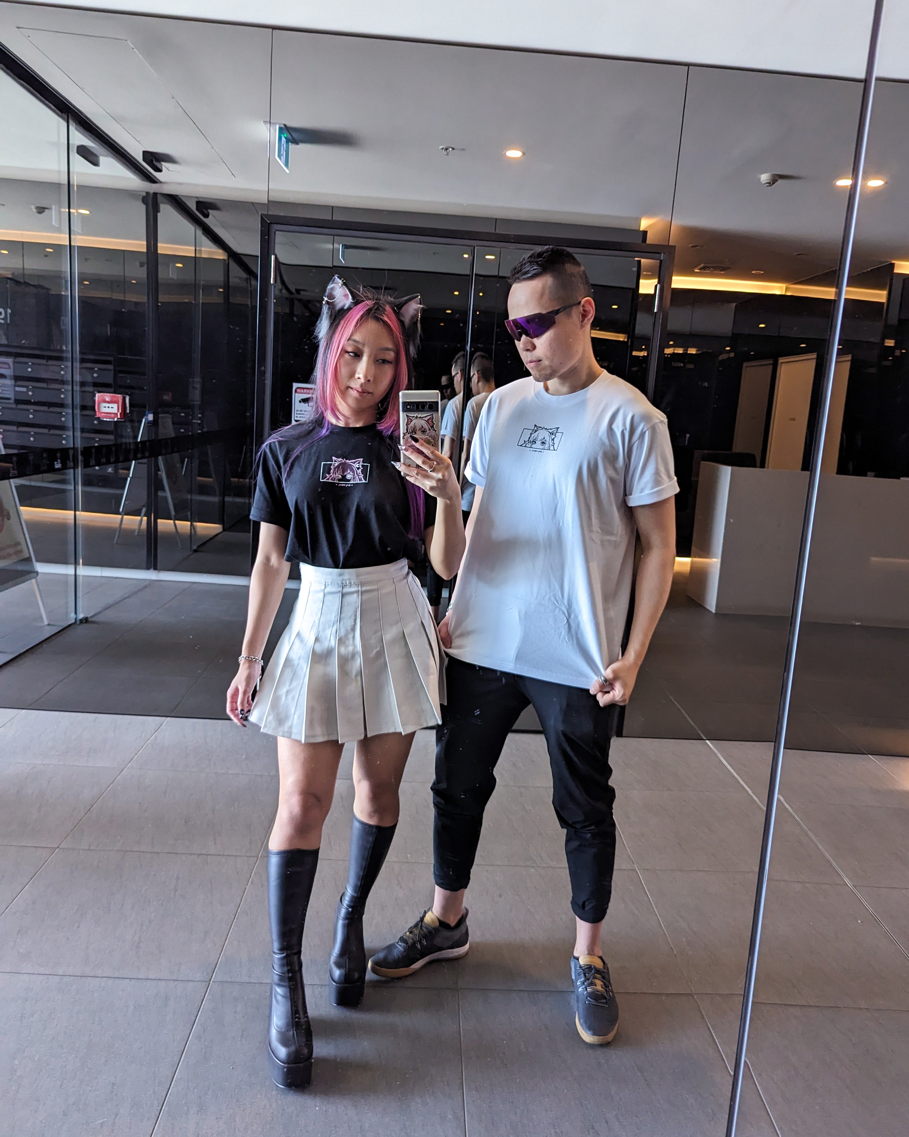 Neko Tee - White / Black