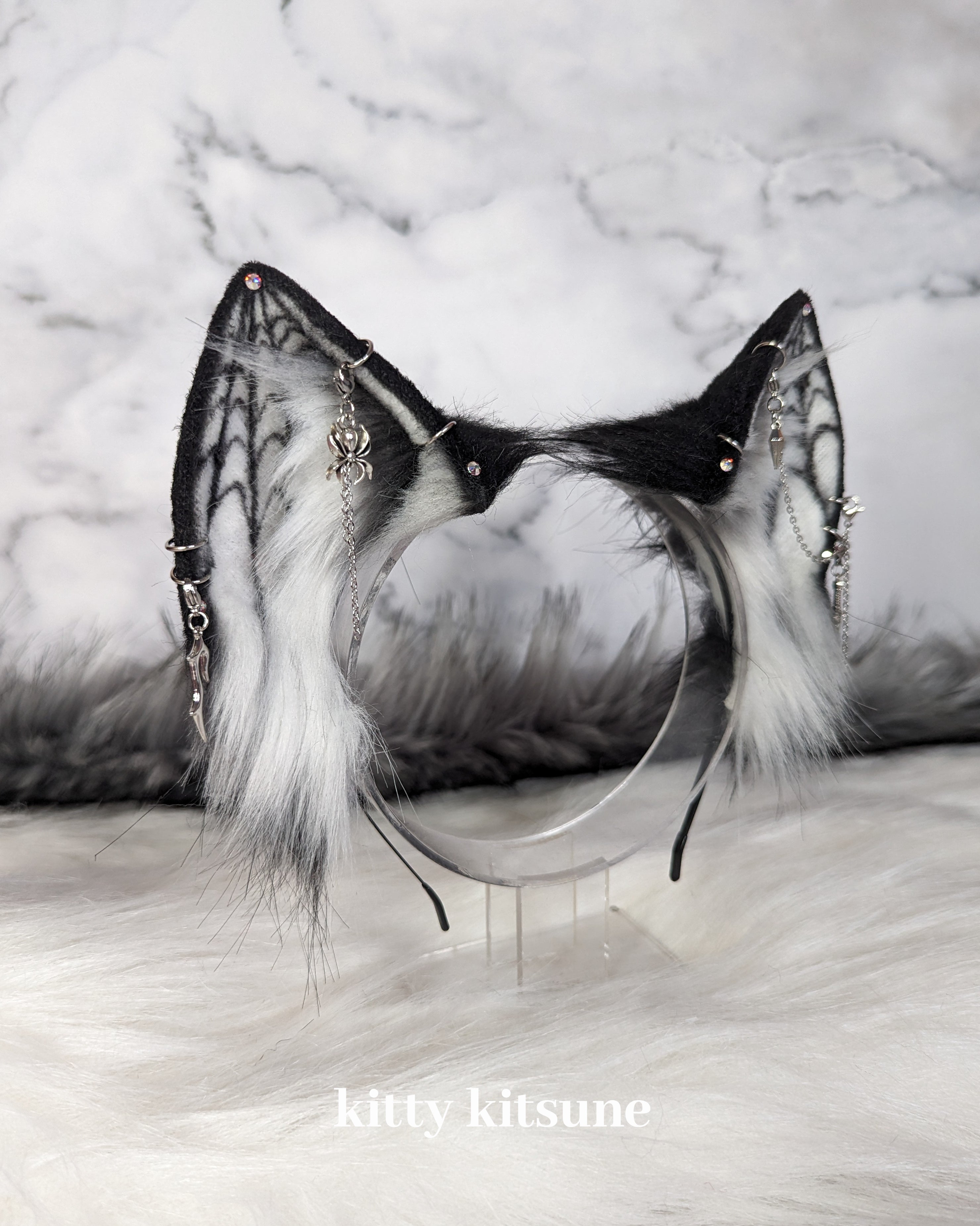 White Spider Kitsune