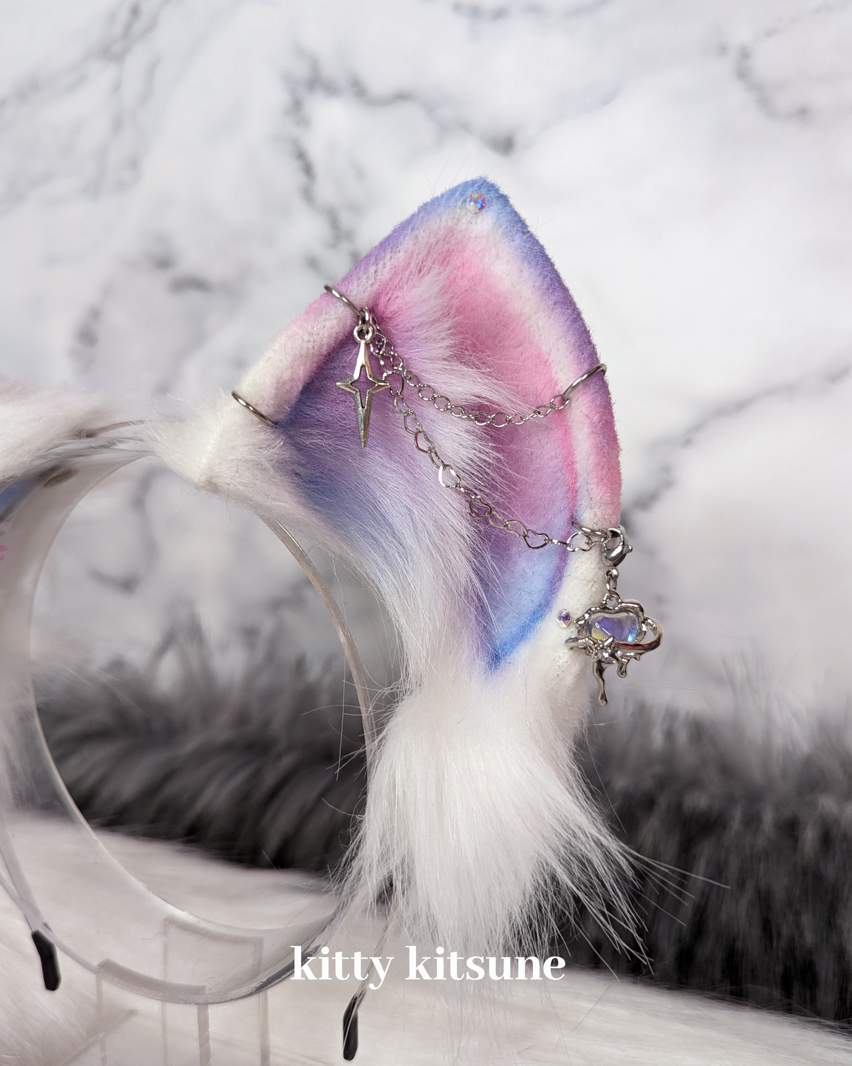 Pastel Dreamy Chrome Kitsune