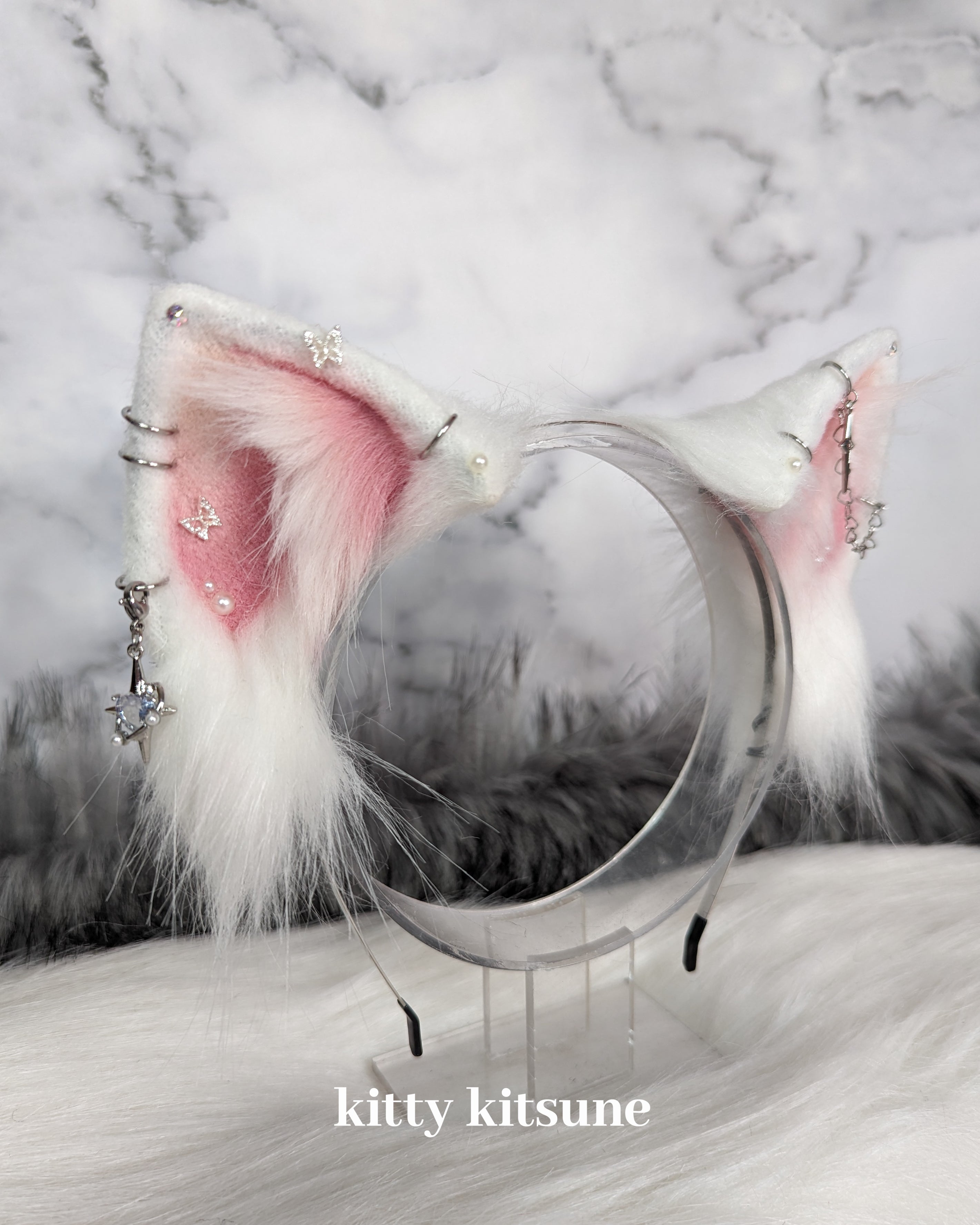 White Dreamy Chrome Kitty