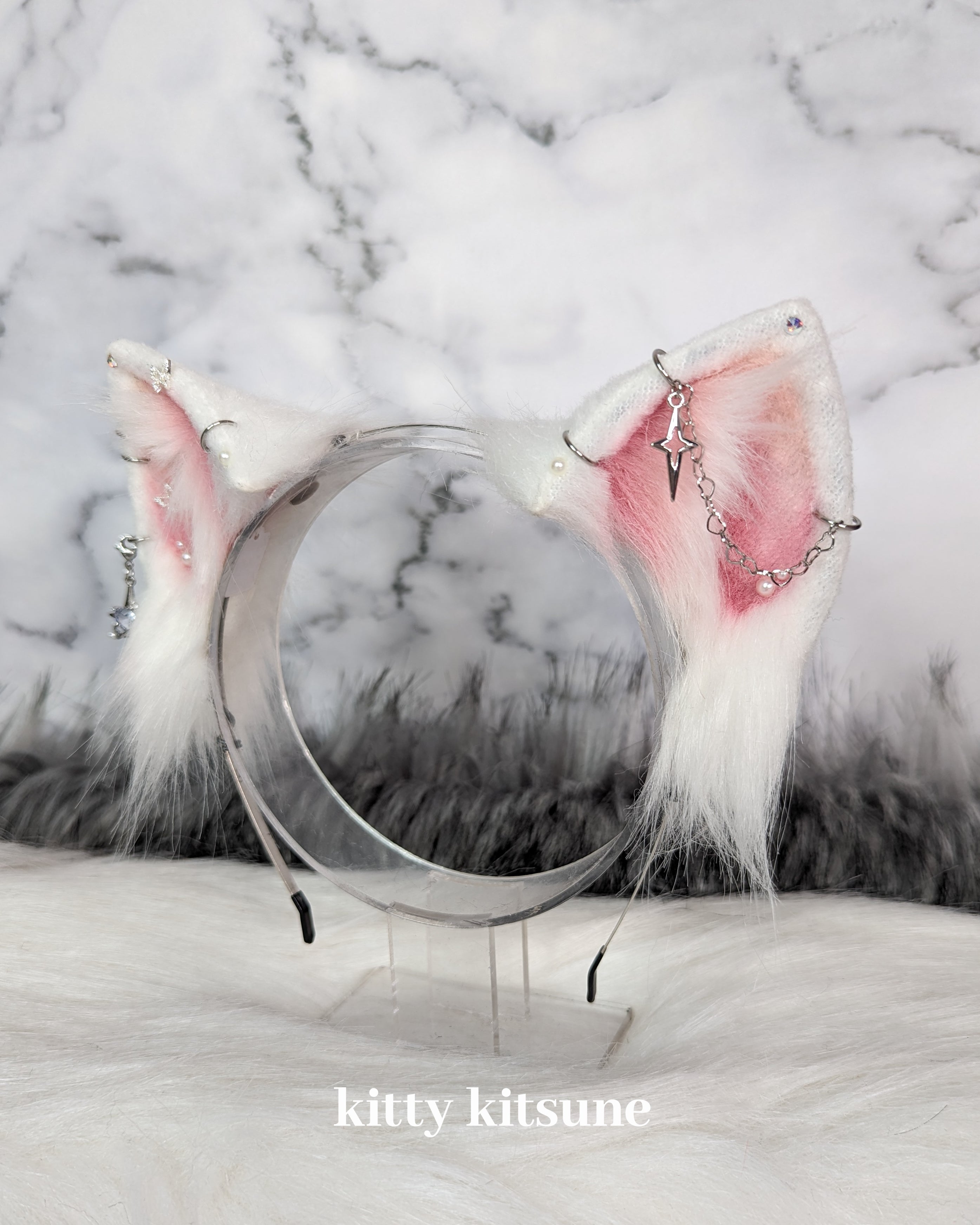 White Dreamy Chrome Kitty