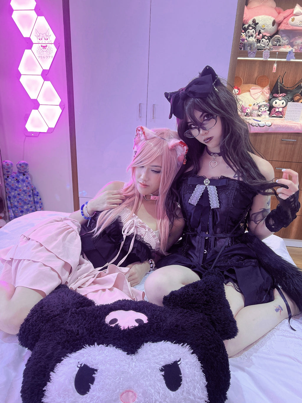 Kuro Sparkle Ears & Bows Set (Preorder)