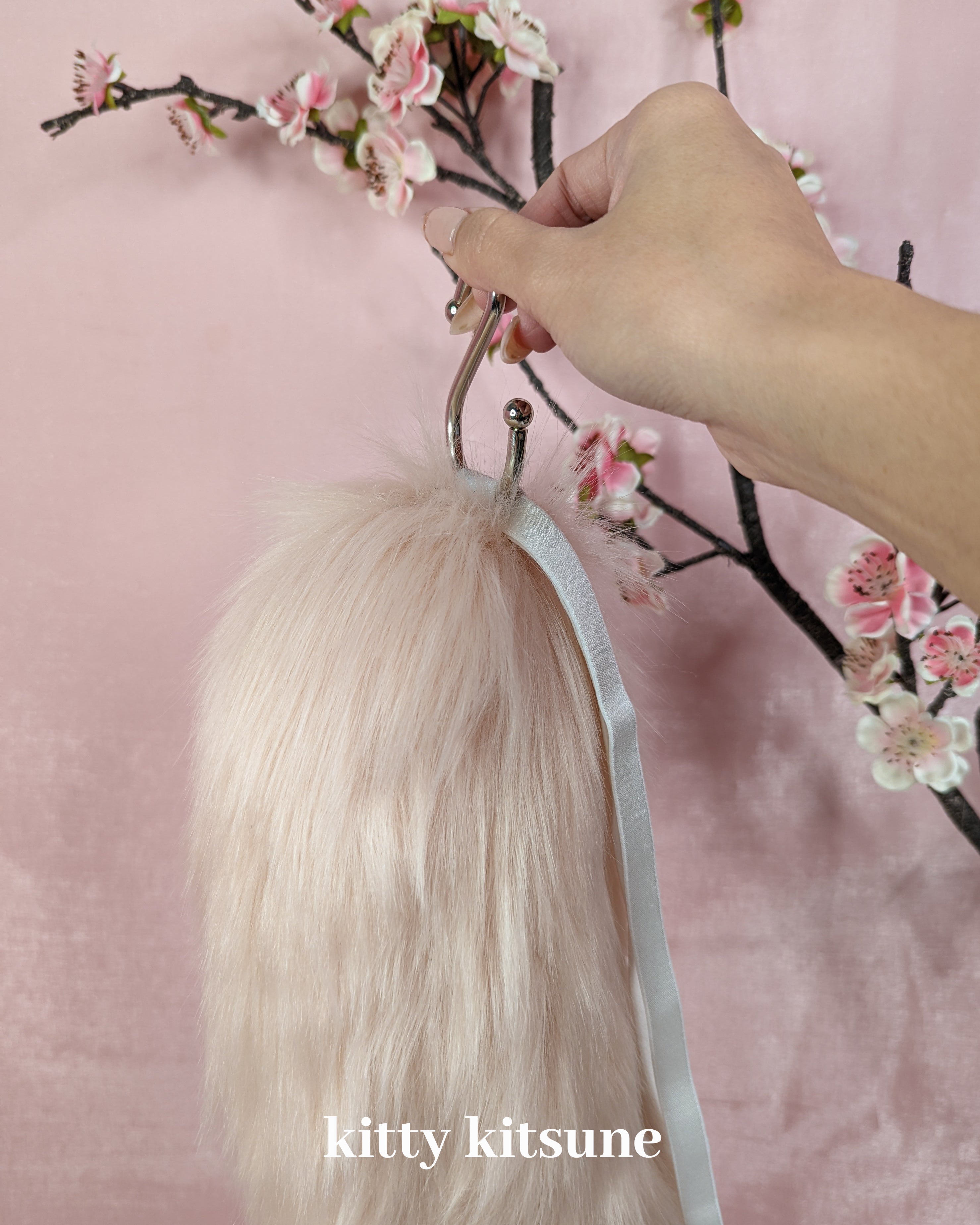 Tail Hook
